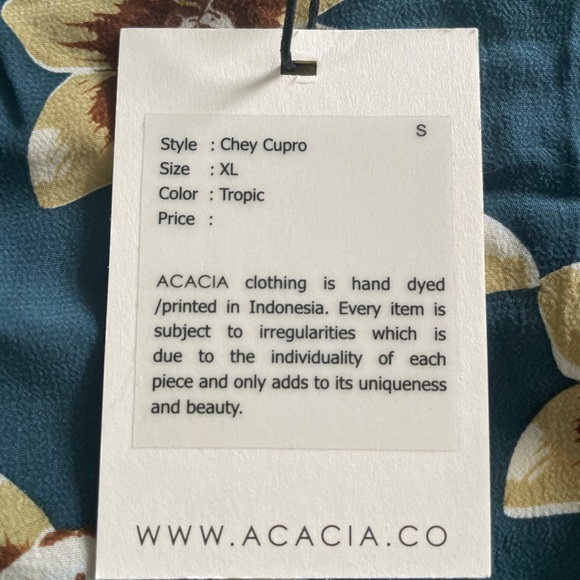 SOLD - Acacia Chey Tank in Tropic 🦋 - Picture 2 of 3